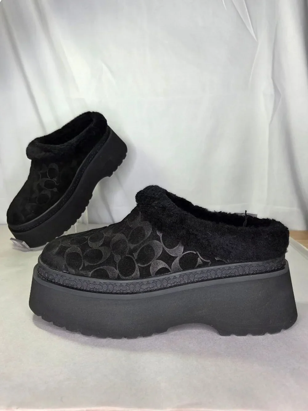 COACH Women's Cecelia Signature Shearling Clogs - Black, Size: 9 B